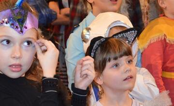 FOTO: V Skalici sa konal karneval. Prišiel rytier aj Snehulienka