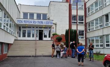 FOTO: Niektorí ZŤP sa volebných miestností ani nedostanú