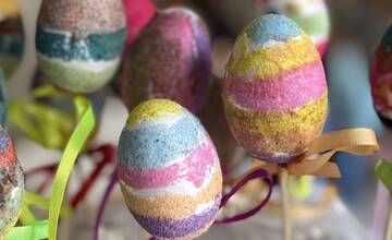 FOTO: Deti v Trnave zdobili veľkonočné vajíčka a zajačikov