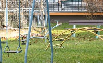 FOTO: Pozrite si, akou zmenou prešlo ihrisko na Vrbovskej ceste v Piešťanoch