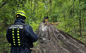 FOTO: Po nezvestnom Milanovi pátrali v povodí Moravy drony aj termokamera