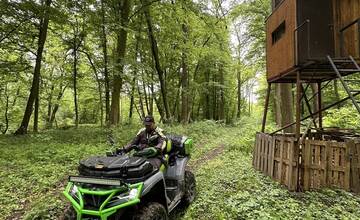 FOTO: Po nezvestnom Milanovi pátrali v povodí Moravy drony aj termokamera