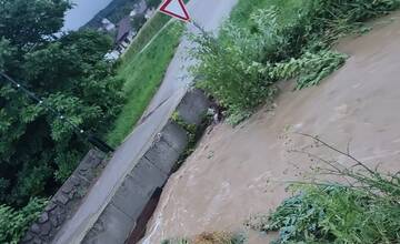 FOTO: Záplavy v obci Buková