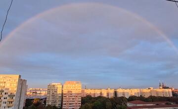 FOTO: Nad Trnavou sa objavila krásna dúha. Takto ju zachytili obyvatelia
