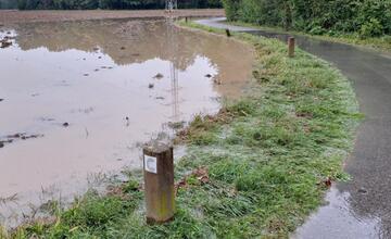 FOTO: Takto zasiahli povodne Senicu 