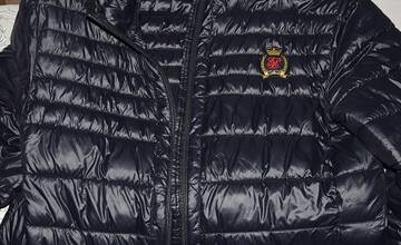 FOTO: Polícia v Dunajskej Strede zadržala zlodeja