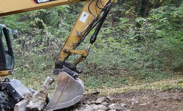 FOTO: Fontána pod grottou v Zámockej záhrade je minulosťou