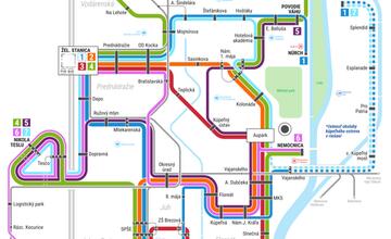 FOTO: V Piešťanoch sa diskutovalo o mestskej autobusovej doprave, veľa ľudí neprišlo
