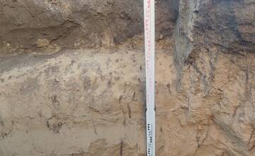 FOTO: Pamiatkari objavili v Dubovanoch loch