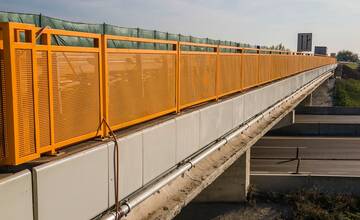 FOTO: Finálne práce na moste pri Trnave