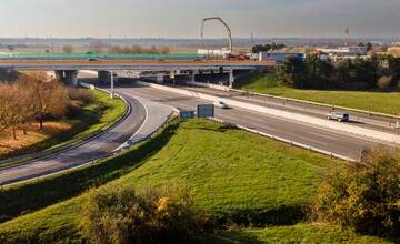 FOTO: Finálne práce na moste pri Trnave