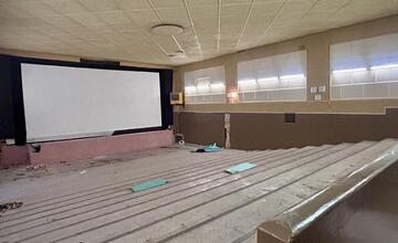 FOTO: V Leopoldove rekonštruujú mestské kino