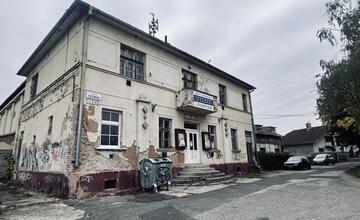 FOTO: V Leopoldove rekonštruujú mestské kino