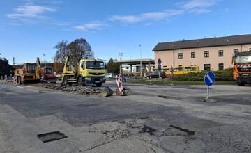 FOTO: Obnova predstaničného priestoru v Piešťanoch