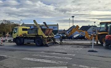 FOTO: Obnova predstaničného priestoru v Piešťanoch