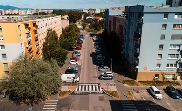 FOTO: V Trnave vznikli nové spomaľovacie prahy