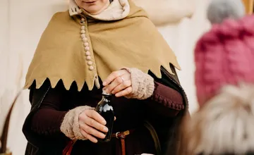 FOTO: V Trnave sa začnú stredoveké adventné trhy