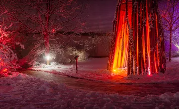 FOTO: Včelárska záhrada pod Smolenickým zámkom