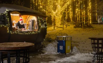 FOTO: Včelárska záhrada pod Smolenickým zámkom