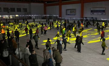 FOTO: Korčuliarsky maratón na zimnom štadión v Trnave