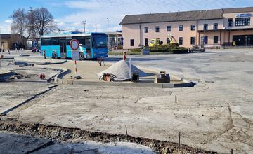 FOTO: Revitalizácia predstaničného priestoru v Piešťanoch