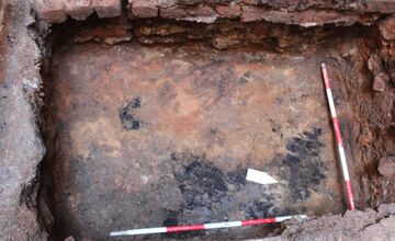 FOTO: Archeológovia objavili v Trnave počas obnovy Prachárne kus skrytej histórie