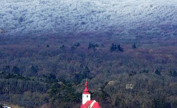 FOTO: Trnavčan Roman zachytil krásu Smoleníc a Smolenického zámku