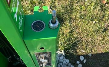 FOTO: Zničené servisné cyklostojany v Piešťanoch