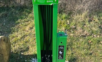 FOTO: Zničené servisné cyklostojany v Piešťanoch