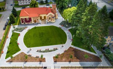 FOTO: V súťaži Stavba roka 2024 je aj Dom nádeje v Zavare a Park pri múzeu v Senici