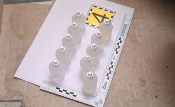 FOTO: Polícia zadržala päť drogových dílerov