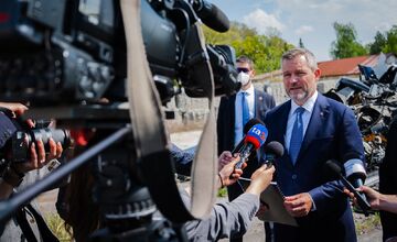 FOTO: Prezident žiada od Tarabu riešenie skládky Vlčie hory pri Hlohovci