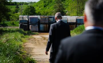 FOTO: Prezident žiada od Tarabu riešenie skládky Vlčie hory pri Hlohovci