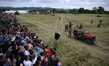 FOTO: Oslavy 80. výročia víťazstva nad fašizmom v Piešťanoch