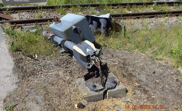 FOTO: Nákladiak vrazil do závor na železničnom priecestí pri Borskom Mikuláši, teraz je nechránené 