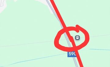 FOTO: Nákladiak vrazil do závor na železničnom priecestí pri Borskom Mikuláši, teraz je nechránené 