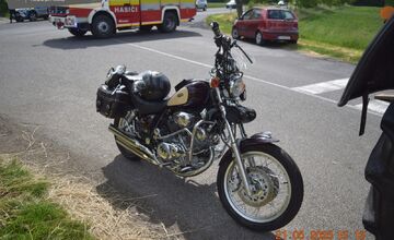 FOTO: Dopravná nehoda motorkára s traktorom