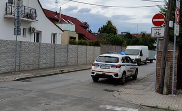 FOTO: V Trnave osadili nové dopravné značky. Vodiči kritikou nešetria