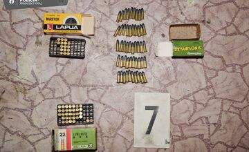 FOTO: Policajti z Dunajskej Stredy zadržali dvoch dílerov