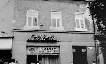 FOTO: Spomienky na leto v Trnave. Spoznávate sa na fotkách?