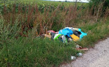 FOTO: Nelegálne skládky v Galante