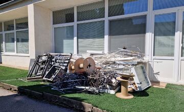 FOTO: V Piešťanoch cez leto nezaháľali. Škôlka dostáva novú tvár