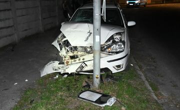 FOTO: Alkohol za volantom spôsobil na cestách v Trnavskom kraji počas víkendu viacero nehôd