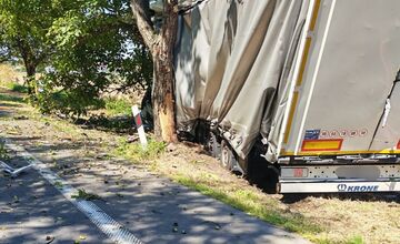 FOTO: Tragická nehoda v obci Dolný Bar