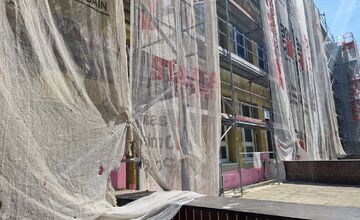 FOTO: Žiaci a škôlkari z Piešťan sa po prázdninách vrátili do vynovených priestorov školských objektov