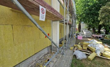 FOTO: Žiaci a škôlkari z Piešťan sa po prázdninách vrátili do vynovených priestorov školských objektov