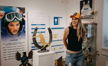 FOTO: V Drahovciach otvorili múzeum Petry Vlhovej