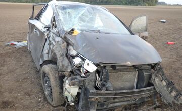 FOTO: Tragická nehoda pri Váhovciach