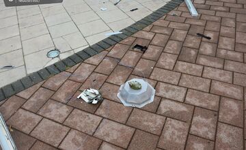 FOTO: Polícia hľadá muža podozrivého z výbuchu bankomatu v Maduniciach