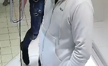 FOTO: Polícia pátra po zlodejovi